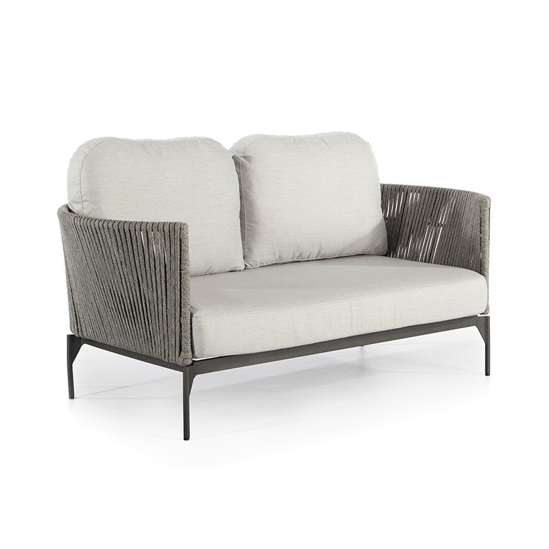 24152 Loveseat Boston
